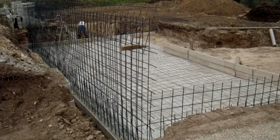 Shallow Foundation Design in Sudbury: Bearing Capacity on Glacial Soils and Bedrock